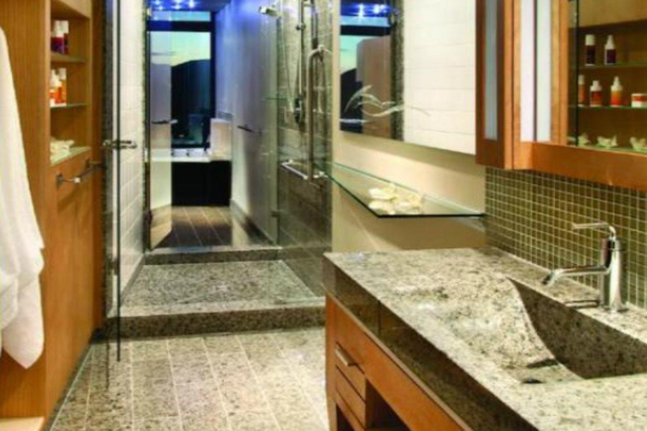 Sparkling Hill Resort And Spa - Adults-Only Resort Vernon Esterno foto